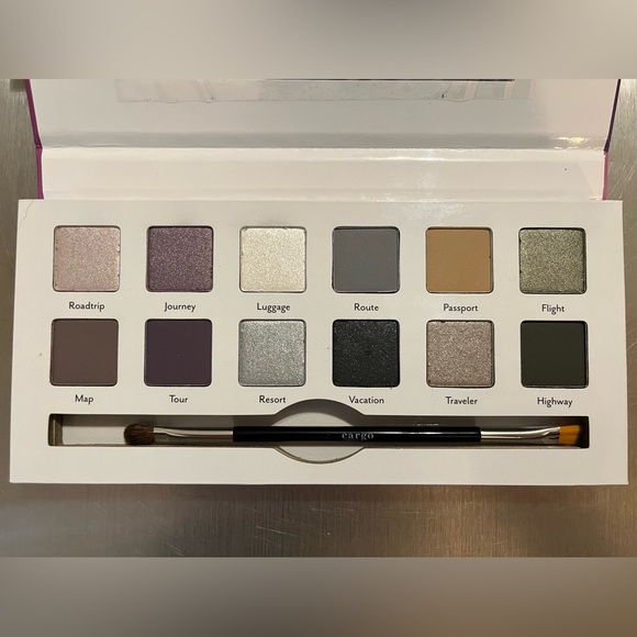 NEW Cargo Cosmetics GETAWAY 12-Pan Eye Shadow Palette - Picture 9 of 10